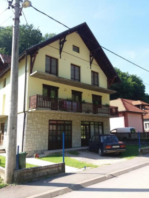 Гостиница Guesthouse Mimi  Гуча